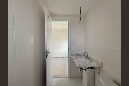 Apartamento à venda com 77m², 2 quartos e 1 vaga Apartamento à venda com 77m², 2 quartos e 1 vagaBanheiro Suíte 1
