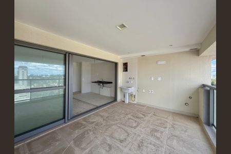 Apartamento à venda com 77m², 2 quartos e 1 vaga Apartamento à venda com 77m², 2 quartos e 1 vagaVaranda
