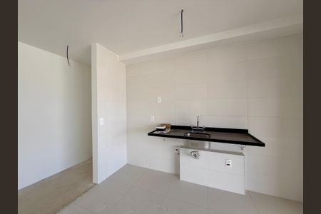 Apartamento à venda com 77m², 2 quartos e 1 vaga Apartamento à venda com 77m², 2 quartos e 1 vagaCozinha