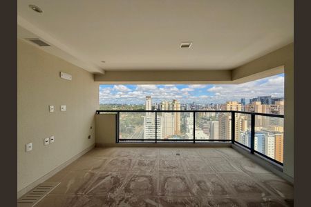 Apartamento à venda com 77m², 2 quartos e 1 vaga Apartamento à venda com 77m², 2 quartos e 1 vagaVaranda