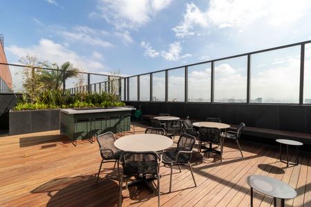 Studio à venda com 27m², 1 quarto e sem vaga Studio à venda com 27m², 1 quarto e sem vagaÁrea comum - Salão de festas