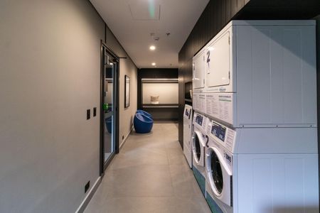 Studio à venda com 27m², 1 quarto e sem vaga Studio à venda com 27m², 1 quarto e sem vagaÁrea comum - Lavanderia