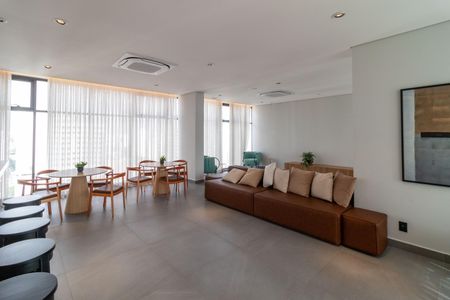 Studio à venda com 27m², 1 quarto e sem vaga Studio à venda com 27m², 1 quarto e sem vagaÁrea comum - Salão de festas
