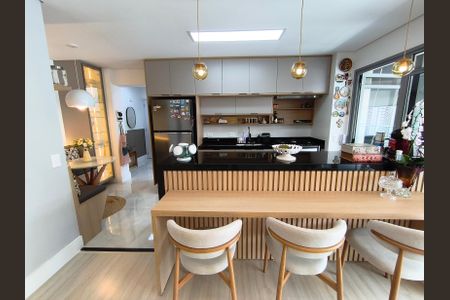 Apartamento à venda com 146m², 3 quartos e 2 vagasCozinha