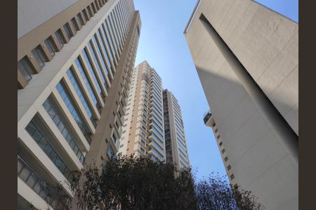 Apartamento à venda com 146m², 3 quartos e 2 vagasFachada