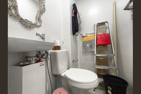 Apartamento à venda com 146m², 3 quartos e 2 vagasBanheiro de Serviço