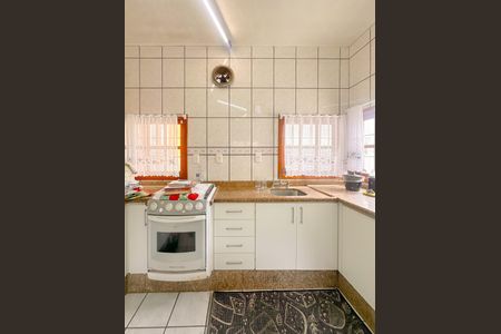 Casa para alugar com 157m², 3 quartos e 2 vagasCozinha