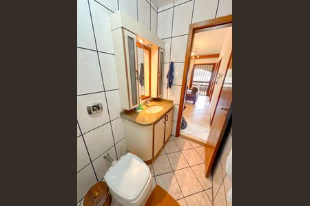 Casa para alugar com 157m², 3 quartos e 2 vagasBanheiro 1