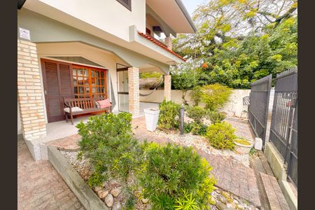 Casa para alugar com 157m², 3 quartos e 2 vagasEntrada