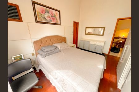 Casa para alugar com 157m², 3 quartos e 2 vagasSuíte