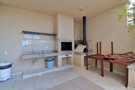 Apartamento à venda com 49m², 2 quartos e 1 vaga Apartamento à venda com 49m², 2 quartos e 1 vagaÁrea comum - Churrasqueira