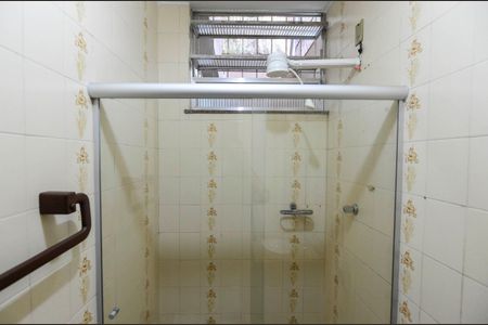 Casa à venda com 179m², 3 quartos e 3 vagas Casa à venda com 179m², 3 quartos e 3 vagasBanheiro 2