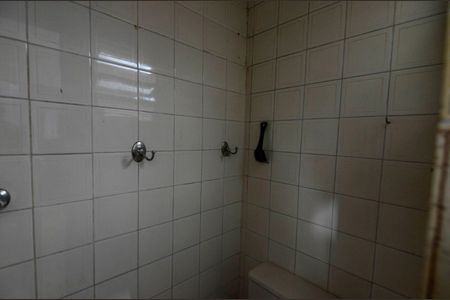 Casa à venda com 179m², 3 quartos e 3 vagas Casa à venda com 179m², 3 quartos e 3 vagasBanheiro de Serviço