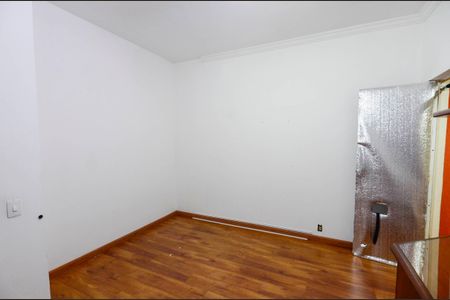 Casa à venda com 179m², 3 quartos e 3 vagas Casa à venda com 179m², 3 quartos e 3 vagasQuarto 2