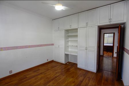 Casa à venda com 179m², 3 quartos e 3 vagas Casa à venda com 179m², 3 quartos e 3 vagasQuarto 1