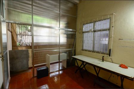 Casa à venda com 179m², 3 quartos e 3 vagas Casa à venda com 179m², 3 quartos e 3 vagasQuarto 2