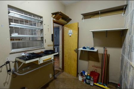 Casa à venda com 179m², 3 quartos e 3 vagas Casa à venda com 179m², 3 quartos e 3 vagasQuarto de Serviço