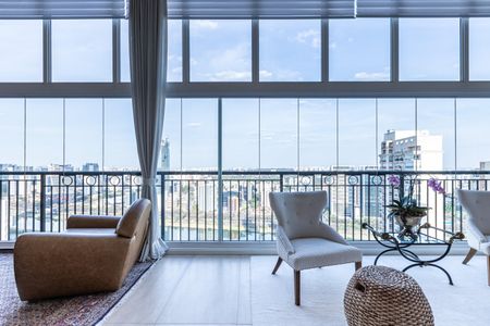 Apartamento à venda com 515m², 3 quartos e 6 vagas Apartamento à venda com 515m², 3 quartos e 6 vagas sala 1