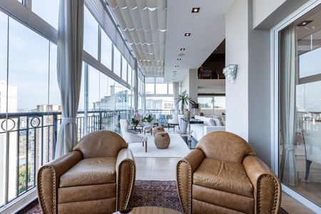 Apartamento à venda com 515m², 3 quartos e 6 vagas Apartamento à venda com 515m², 3 quartos e 6 vagassala 1