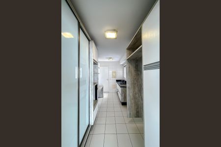 Apartamento à venda com 115m², 3 quartos e 2 vagas Apartamento à venda com 115m², 3 quartos e 2 vagasCozinha