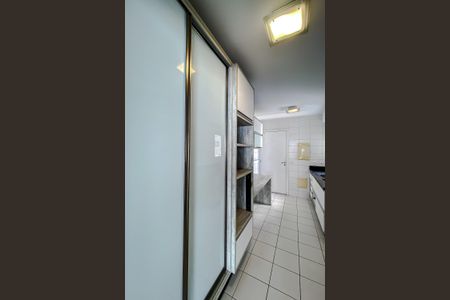 Apartamento à venda com 115m², 3 quartos e 2 vagas Apartamento à venda com 115m², 3 quartos e 2 vagasCozinha