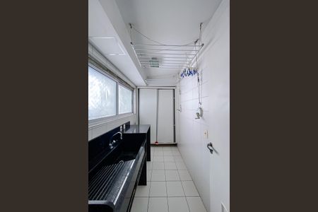 Apartamento à venda com 115m², 3 quartos e 2 vagas Apartamento à venda com 115m², 3 quartos e 2 vagasÁrea de Serviço