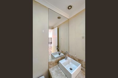 Apartamento à venda com 115m², 3 quartos e 2 vagas Apartamento à venda com 115m², 3 quartos e 2 vagasLavabo