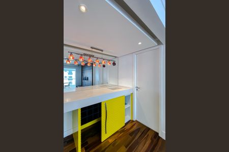 Apartamento à venda com 115m², 3 quartos e 2 vagas Apartamento à venda com 115m², 3 quartos e 2 vagasSala