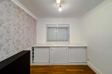 Apartamento à venda com 115m², 3 quartos e 2 vagas Apartamento à venda com 115m², 3 quartos e 2 vagasSuíte