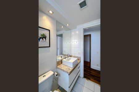 Apartamento à venda com 115m², 3 quartos e 2 vagas Apartamento à venda com 115m², 3 quartos e 2 vagasBanheiro