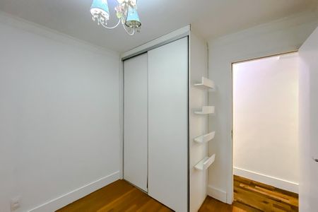 Apartamento à venda com 115m², 3 quartos e 2 vagas Apartamento à venda com 115m², 3 quartos e 2 vagasQuarto 1