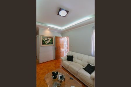 Sala de casa à venda com 3 quartos, 75m² em Santa Monica, Belo Horizonte