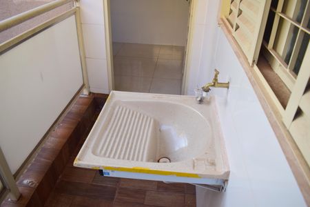 Apartamento para alugar com 78m², 2 quartos e 1 vagaÁrea de Serviço