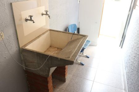 Casa à venda com 206m², 4 quartos e 2 vagasÁrea de Serviço 2