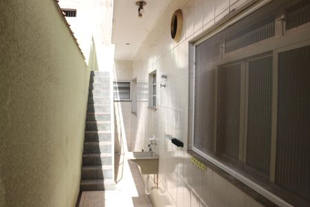 Casa à venda com 206m², 4 quartos e 2 vagasQuintal