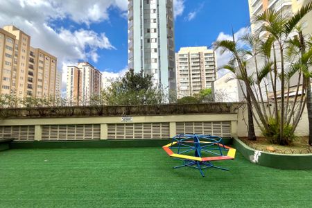 Apartamento à venda com 72m², 3 quartos e 2 vagas Apartamento à venda com 72m², 3 quartos e 2 vagasÁrea comum - Playground
