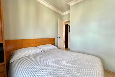 Apartamento à venda com 72m², 3 quartos e 2 vagas Apartamento à venda com 72m², 3 quartos e 2 vagasSuite