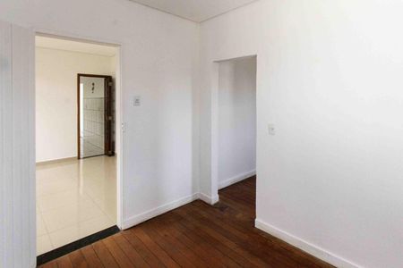 Casa à venda com 240m², 3 quartos e 1 vaga Casa à venda com 240m², 3 quartos e 1 vagaQuarto 01