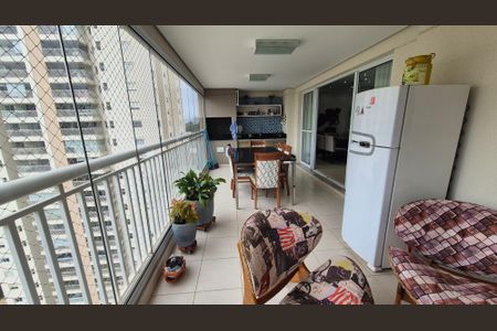 Apartamento à venda com 156m², 3 quartos e 3 vagasVaranda