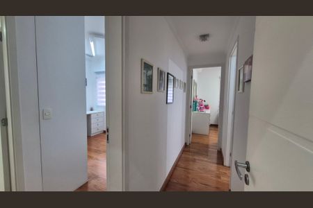 Apartamento à venda com 156m², 3 quartos e 3 vagasCorredor