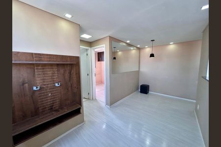 Sala de apartamento à venda com 2 quartos, 47m² em Gopouva, Guarulhos