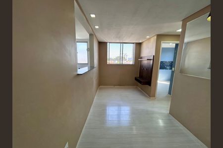 Sala de apartamento à venda com 2 quartos, 47m² em Gopouva, Guarulhos