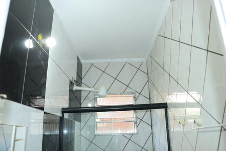 Banheiro de casa de condomínio para alugar com 1 quarto, 40m² em Parque Frondoso, Cotia