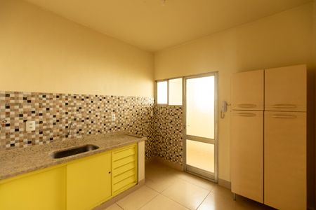 Cozinha de apartamento à venda com 2 quartos, 102m² em Centro, Campinas