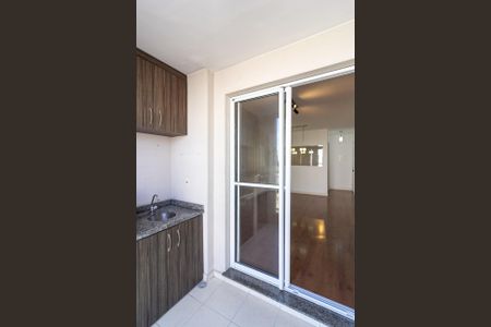 Varanda de apartamento para alugar com 3 quartos, 72m² em Jardim Sabara, São Paulo