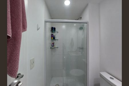 Apartamento à venda com 62m², 2 quartos e 1 vaga Apartamento à venda com 62m², 2 quartos e 1 vagaBanheiro da Suíte