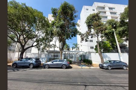 Apartamento à venda com 62m², 2 quartos e 1 vaga Apartamento à venda com 62m², 2 quartos e 1 vagaFachada