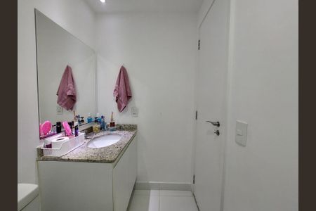 Apartamento à venda com 62m², 2 quartos e 1 vaga Apartamento à venda com 62m², 2 quartos e 1 vagaBanheiro Social