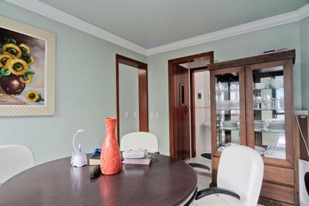 Casa à venda com 610m², 5 quartos e 10 vagas Casa à venda com 610m², 5 quartos e 10 vagasCopa