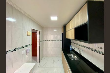 Cozinha de apartamento para alugar com 1 quarto, 50m² em Aviação, Praia Grande